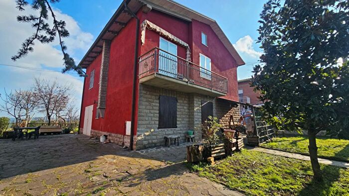 Casa con 7 locali in vendita in Via del Bosco, Casalgrande