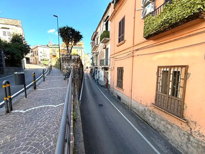 Appartamento bilocale in vendita in Traversa Caportano, Portici