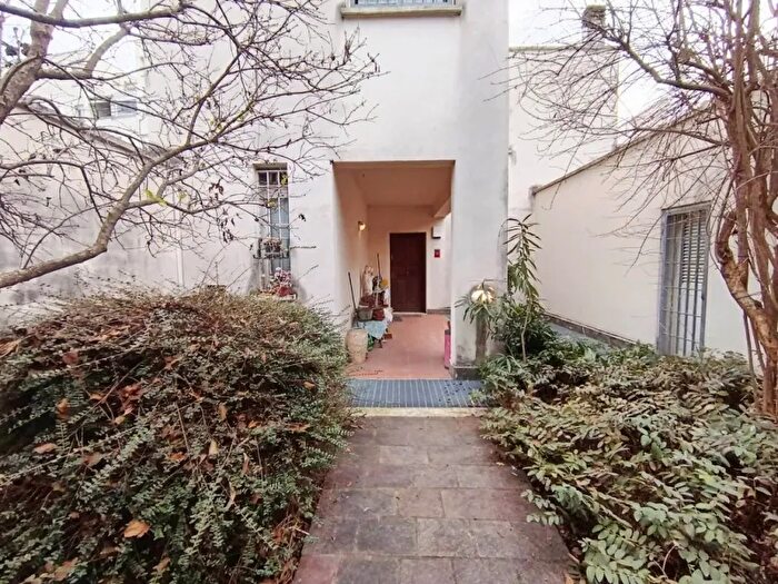 Casa con 7 locali in vendita in Via Gianguido Borghese, Bologna