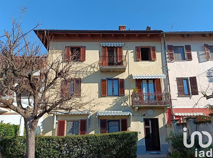 Appartamento con 5 locali in vendita in Via Rigolfo B, Trofarello