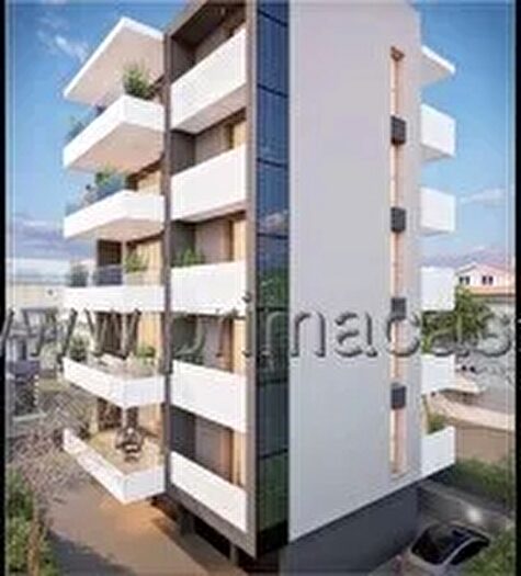 Appartamento quadrilocale in vendita in Via Vittorio Veneto, Jesolo