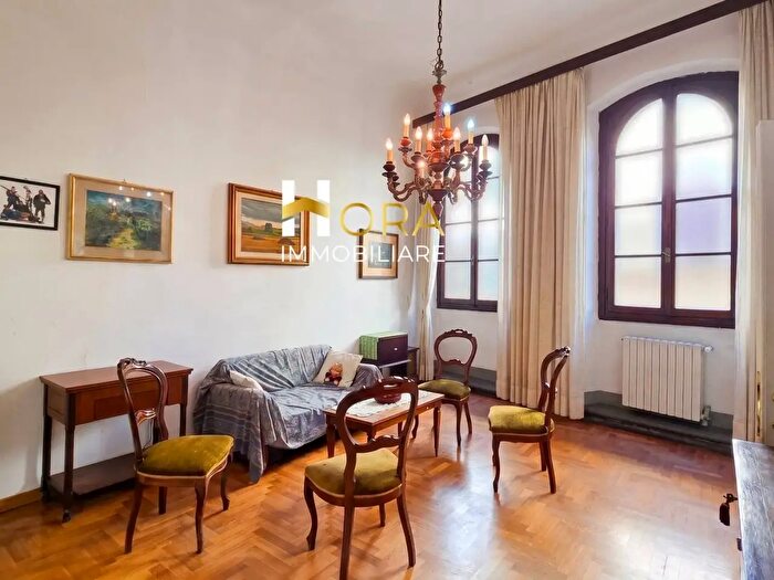Appartamento con 6 locali in vendita in Piazza Santo Spirito, Firenze
