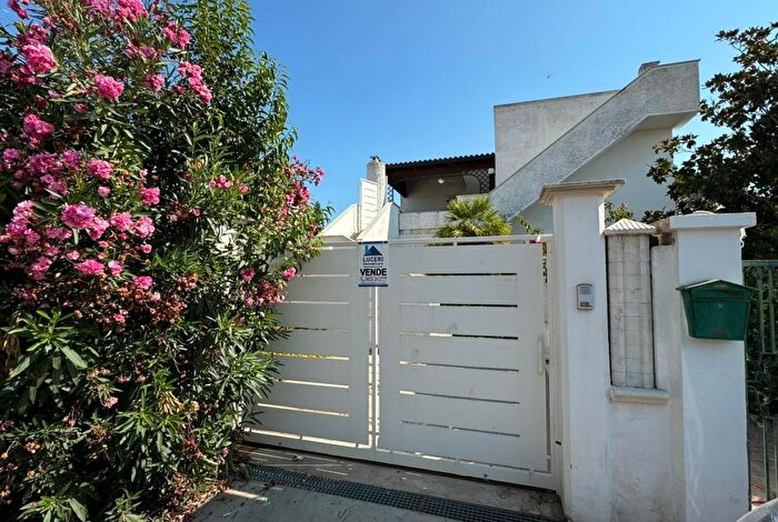 Casa in vendita in Via delle Mimose Baia Verde Le Italia, Gallipoli