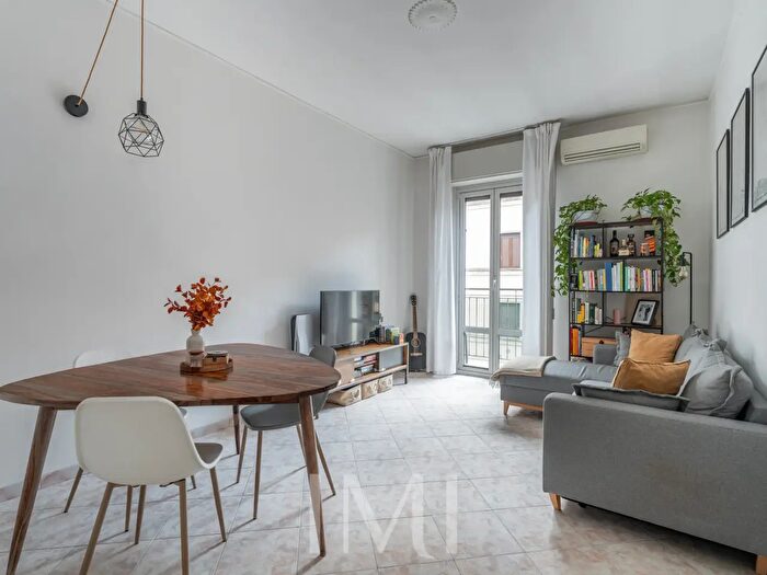 Appartamento trilocale in vendita in Via Francesco De Sanctis, Milano