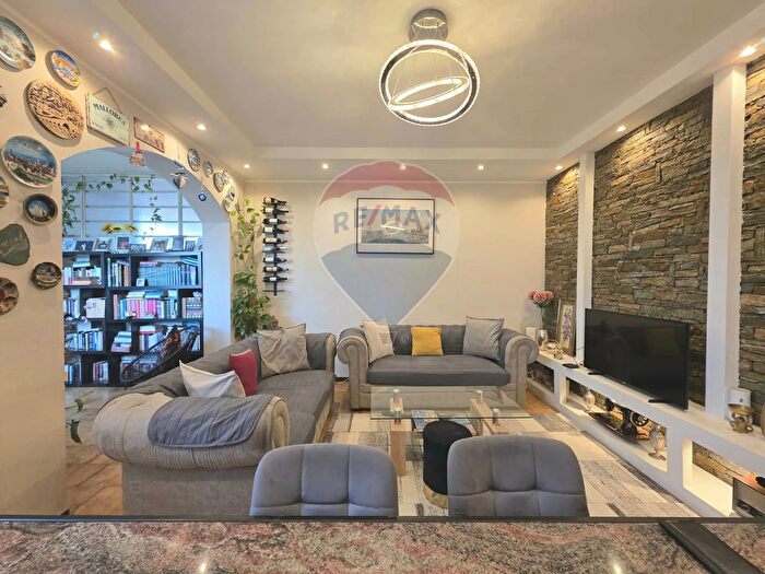 Appartamento con 5 locali in vendita in Tintoretto, Castelletto Sopra Ticino