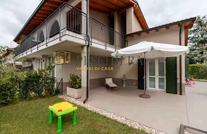 Appartamento quadrilocale in affitto in Via Benaco, Peschiera Del Garda