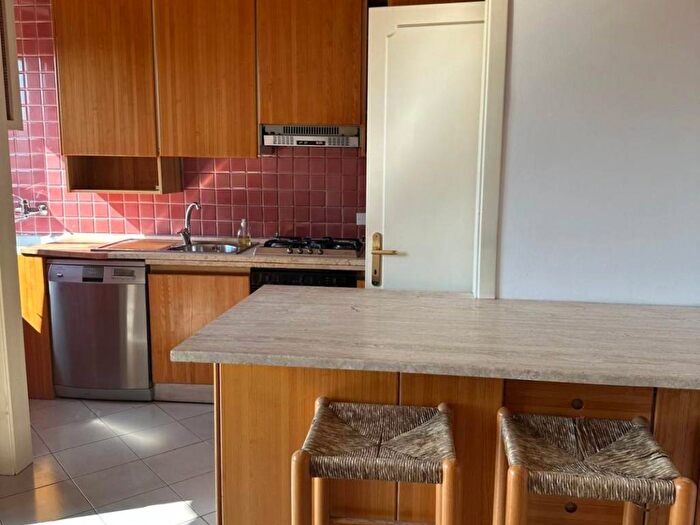 Appartamento con 5 locali in affitto in Vingone, Scandicci