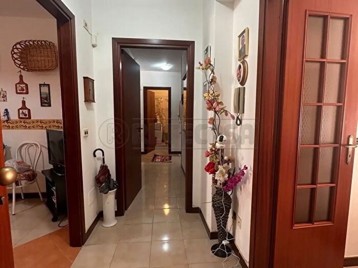 Appartamento con 6 locali in vendita in Mazara Del Vallo