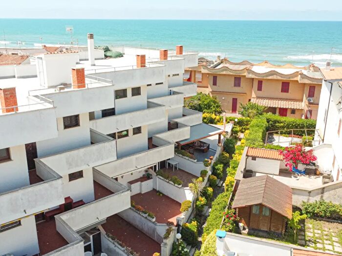 Appartamento bilocale in vendita in Ardea