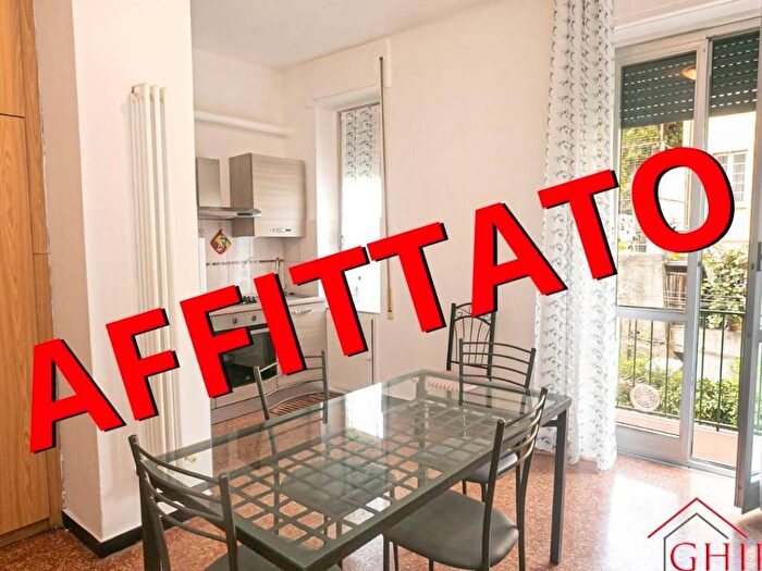 Appartamento quadrilocale in affitto in Via San Giovanni Battista, Sestri Ponente, Genova