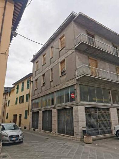 Appartamento trilocale in vendita in Piazza Plinio Pellegrini, Pieve Santo Stefano