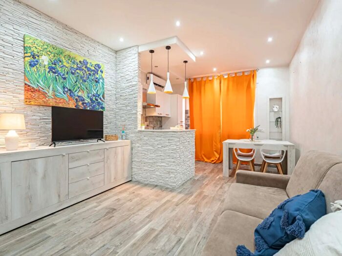 Appartamento monolocale in affitto in Via delle Baleniere, Roma