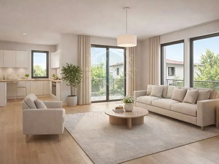 Appartamento quadrilocale in vendita in Via Baggi, Lodi