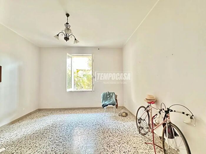 Appartamento con 5 locali in vendita in Montesilvano