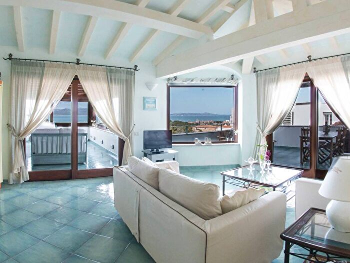 Casa con 5 locali in affitto in Via Sisinio Fundoni, Porto Rotondo, Olbia