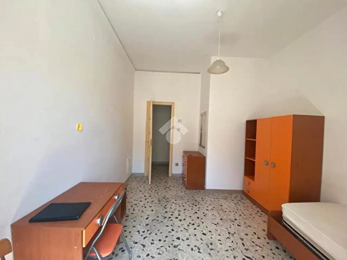 Appartamento con 5 locali in affitto in Via Antonio Marinuzzi, Palermo
