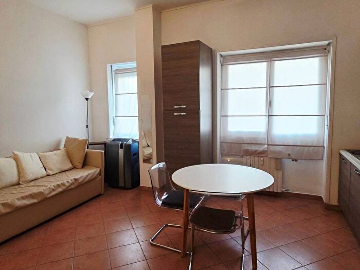 Appartamento monolocale in affitto in Via George Washington, Washington, Milano