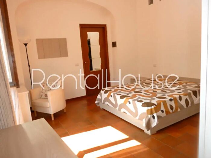 Appartamento trilocale in affitto in Via Monte Palombino, Milano