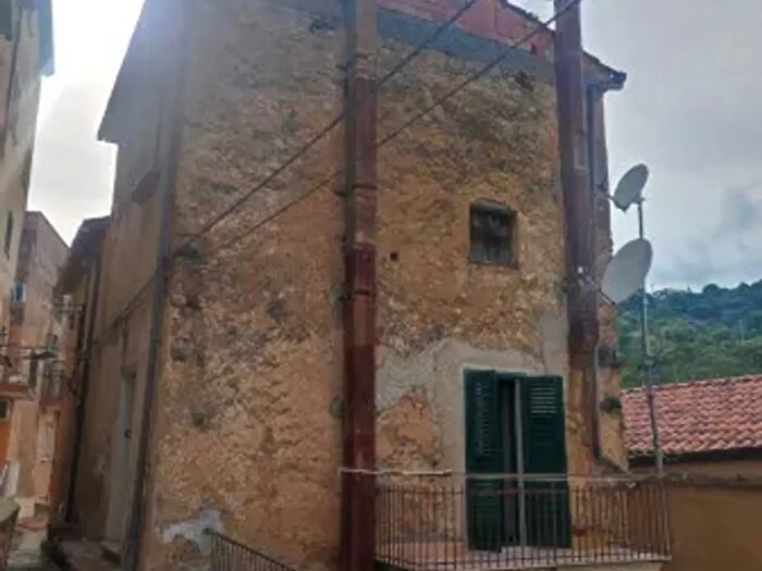 Appartamento trilocale in vendita in Via Cilento, Pisciotta