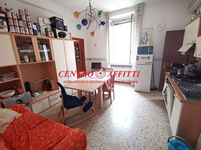Appartamento trilocale in affitto in Viale dei Partigiani, San Pietro, Pavia