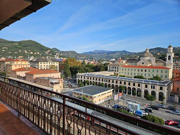 Casa bilocale in affitto in Corso Cristoforo Colombo, Centro, Chiavari