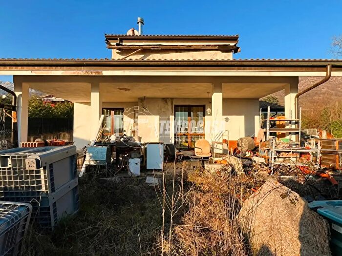 Case in Vendita e in Affitto - 3