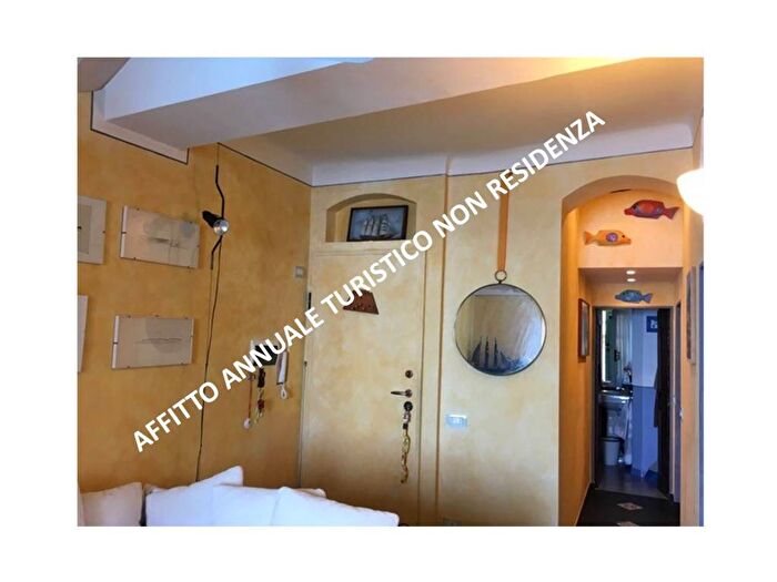 Appartamento trilocale in affitto in Via Giuseppe Garibaldi, Centro, Camogli