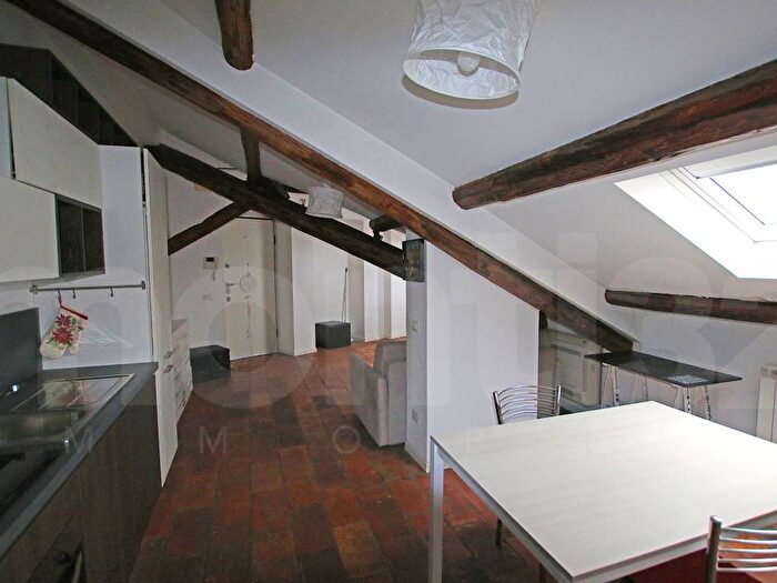 Casa bilocale in affitto in Piazza Riccardo Wagner, Vercelli Wagner, Milano