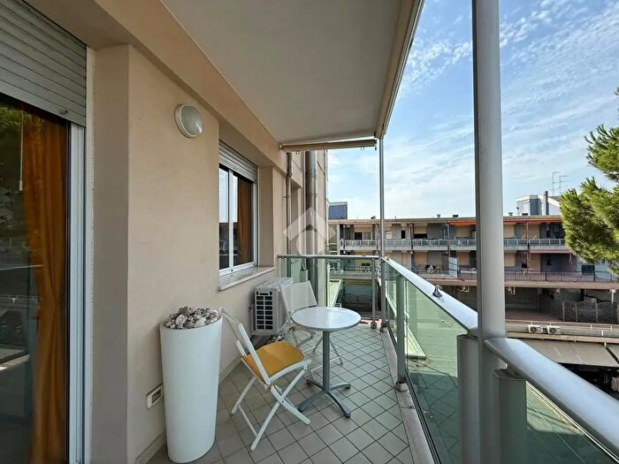 Appartamento monolocale in vendita in Viale Titano, Cervia