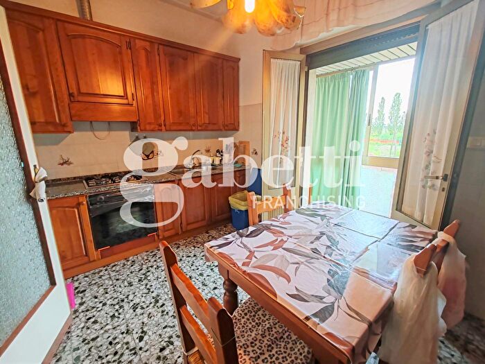 Appartamento quadrilocale in vendita in Via Aurelia, San Giuliano Terme