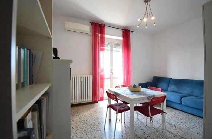 Appartamento bilocale in vendita in Via Tripoli, Monza