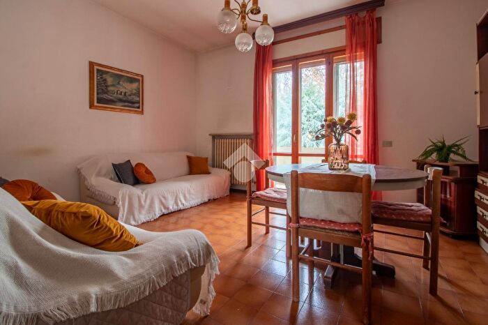 Appartamento con 5 locali in vendita in Via Tevere, Cesenatico