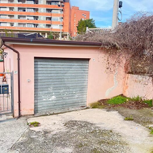 Appartamento trilocale in vendita in Perugia