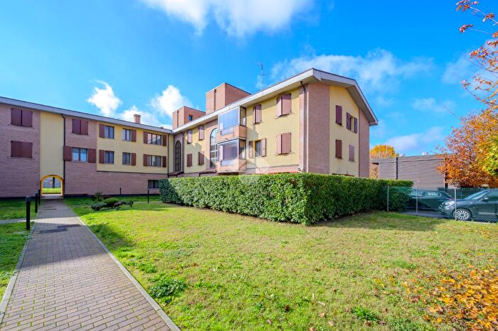 Appartamento trilocale in vendita in Via Angelo Masini, Zola Predosa