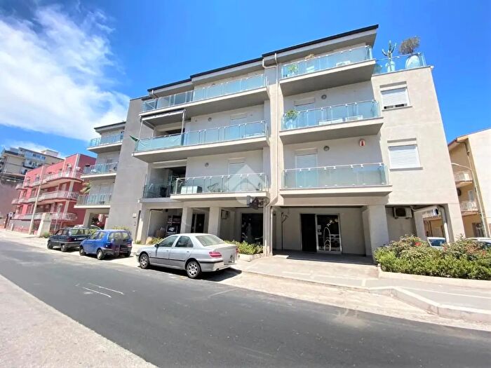 Appartamento trilocale in vendita in Via Marconi, Ficarazzi