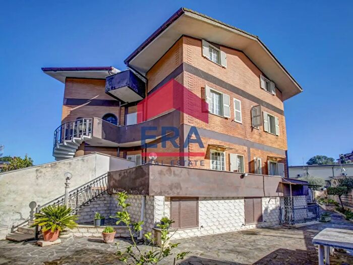 Casa con 5 locali in vendita in Via del Fosso di Tor Pagnotta, Roma