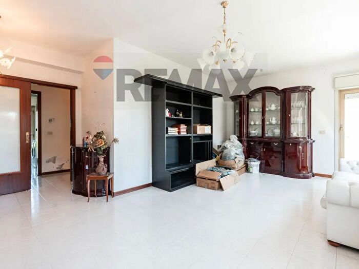 Appartamento con 7 locali in vendita in Via Valle Allegra, Gravina Di Catania