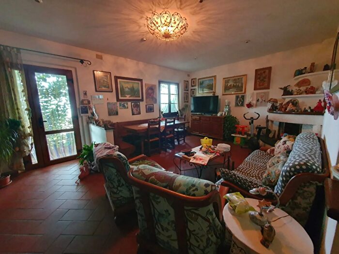 Casa bilocale in vendita in Pietrasanta