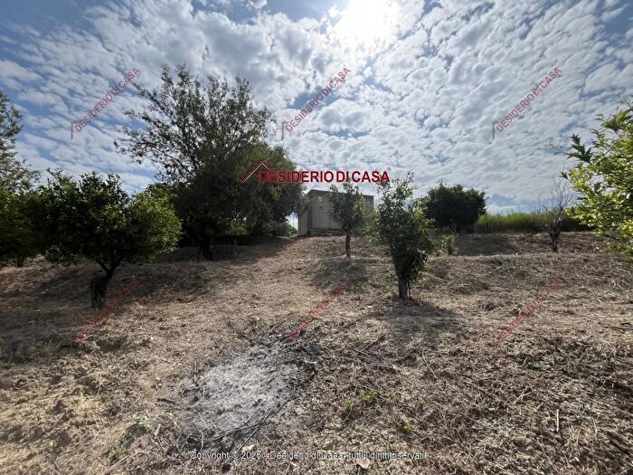 Casa bilocale in vendita in Via Bagari Lascari Pa Italia, Lascari