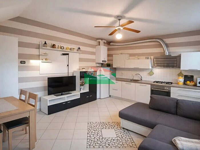 Appartamento bilocale in vendita in Via Podgora, Ravenna