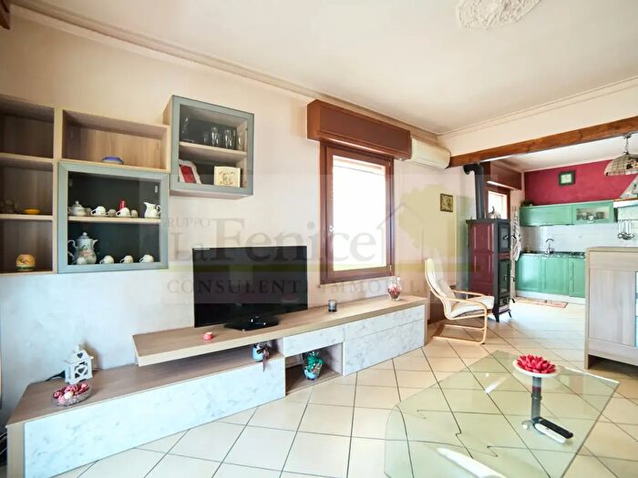 Casa trilocale in vendita in Via Mantova, Castel Goffredo