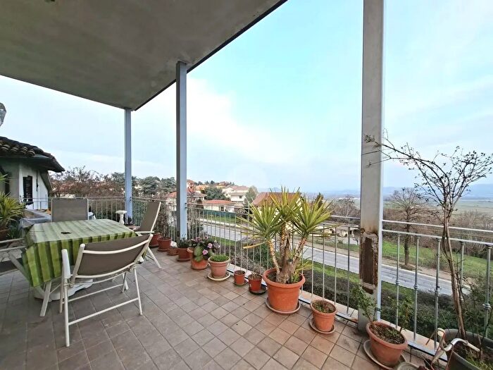 Appartamento quadrilocale in vendita in Via Cuneo, Bra