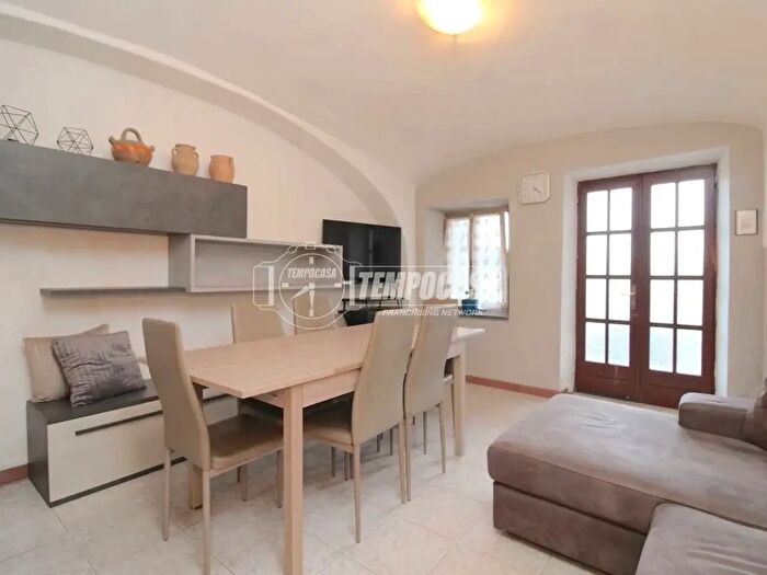 Casa con 5 locali in vendita in Via Garibaldi, Carru'