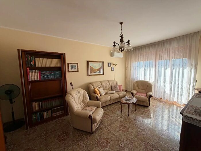 Appartamento trilocale in vendita in Via Mario Bochi, Perugia