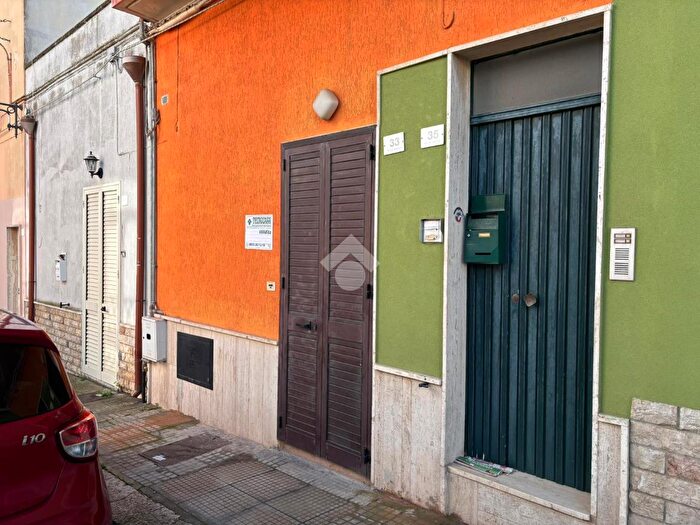 Casa bilocale in vendita in Via Camillo Benso Conte di Cavour, Alezio