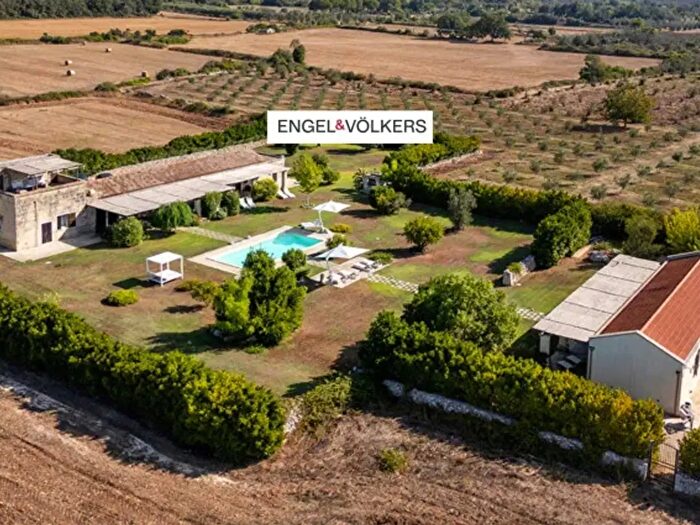 Casa con 6 locali in vendita in Strada Vicinale Sant Andrea, Muro Leccese