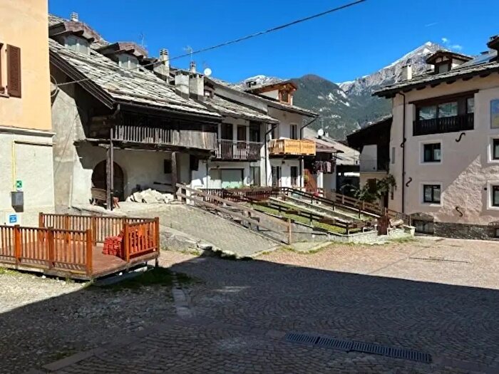 Appartamento bilocale in vendita in Piazza Federico Mistral, Oulx