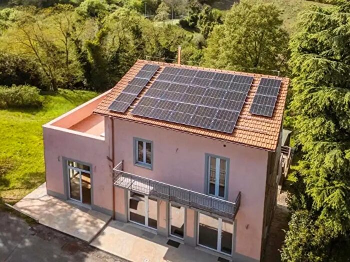 Casa con 5 locali in vendita in Strada Provinciale Amiatina, Scansano