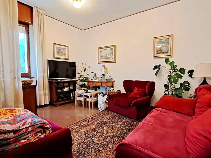 Appartamento con 6 locali in vendita in Senigallia