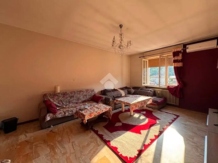 Appartamento quadrilocale in vendita in Via Giuseppe Marconi, Casazza